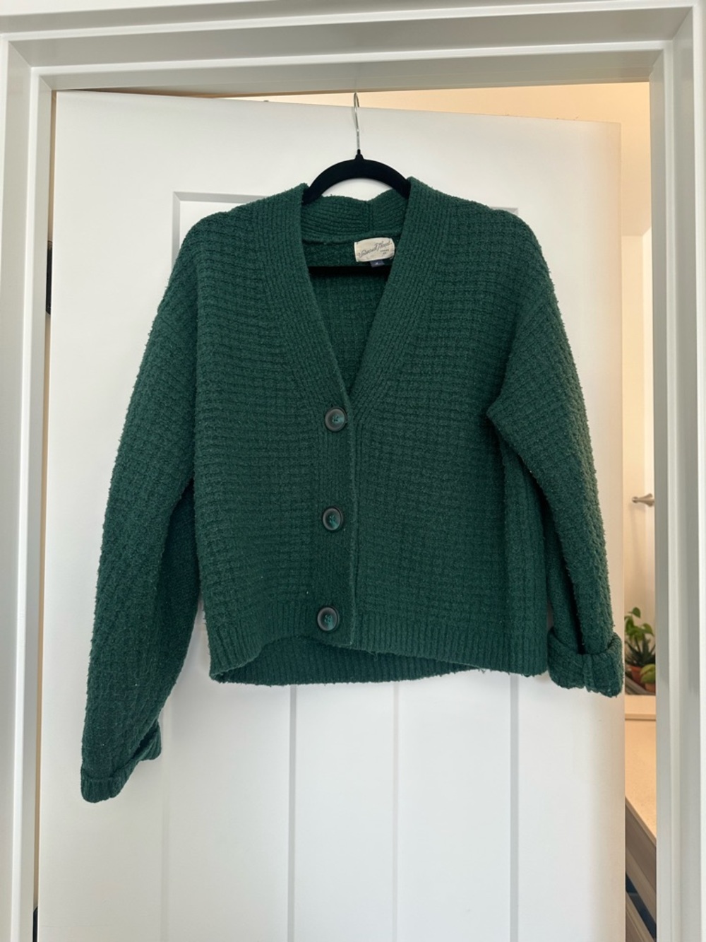 Universal Thread Forest Green Chunky V-Neck Button Cardigan